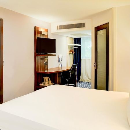 Belvilla Crewe City Centre Hotel Lifestyle Екстер'єр фото