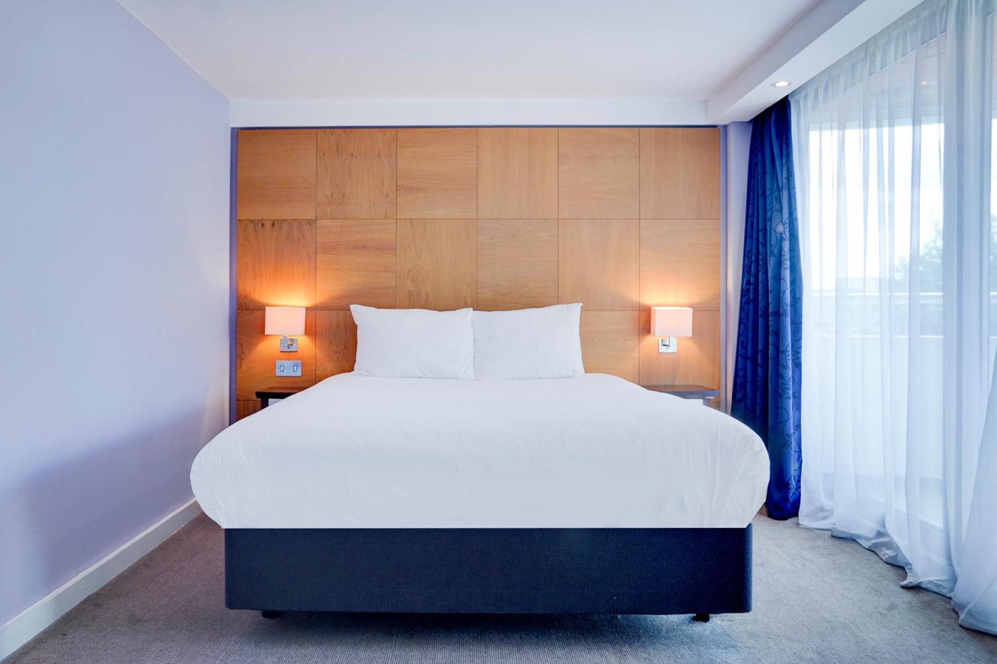 Belvilla Crewe City Centre Hotel Lifestyle Екстер'єр фото