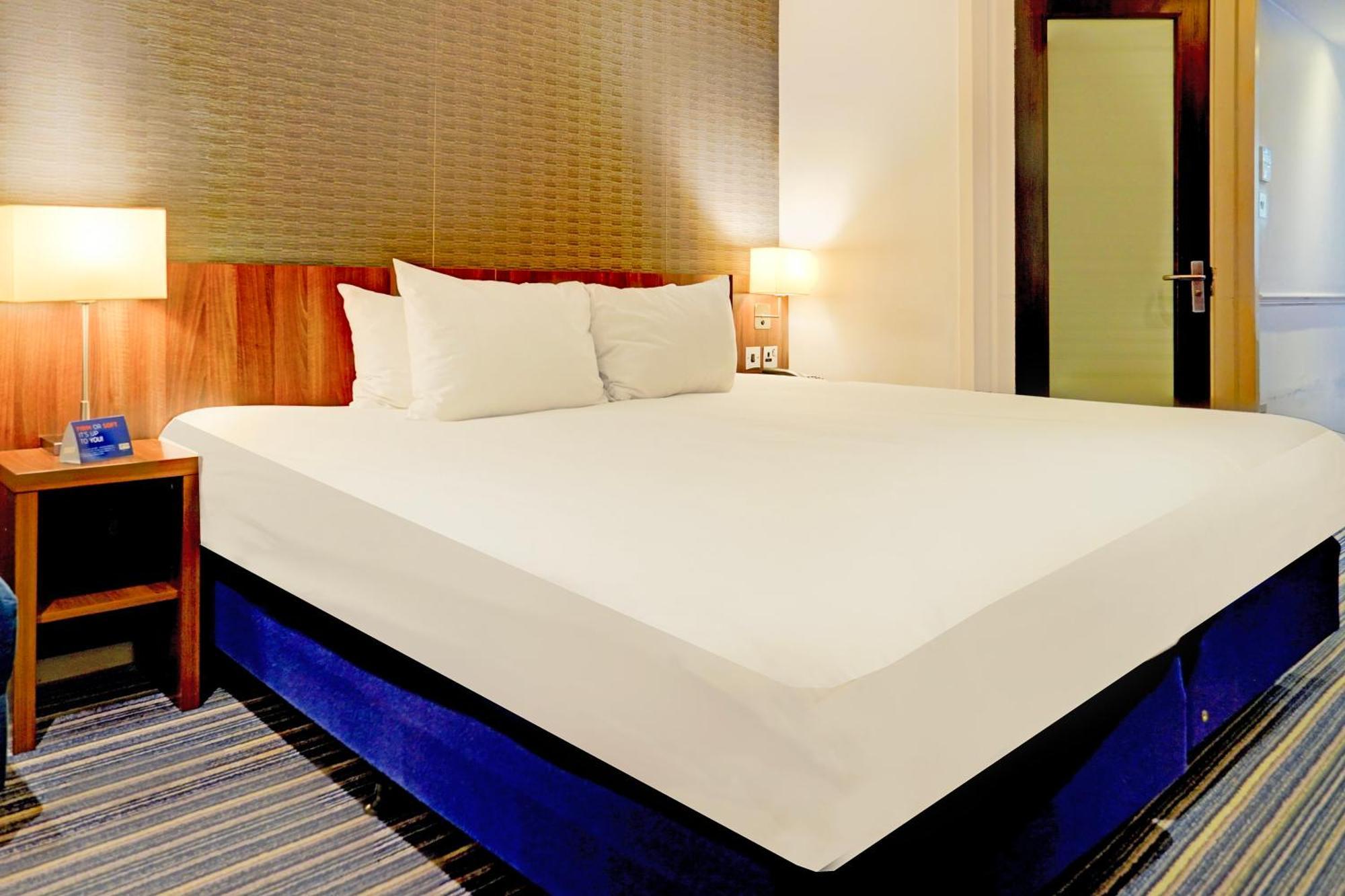 Belvilla Crewe City Centre Hotel Lifestyle Екстер'єр фото