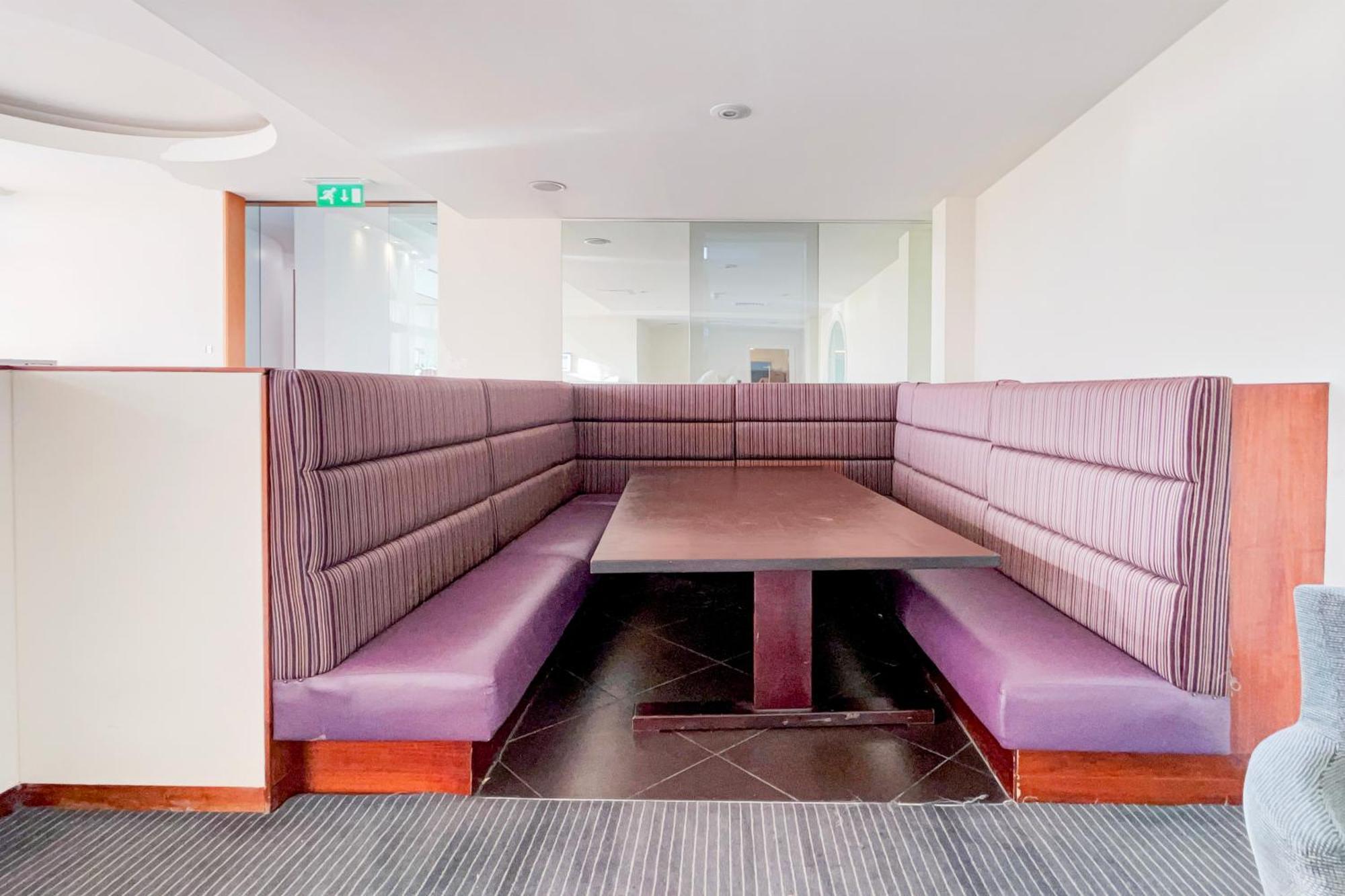 Belvilla Crewe City Centre Hotel Lifestyle Екстер'єр фото