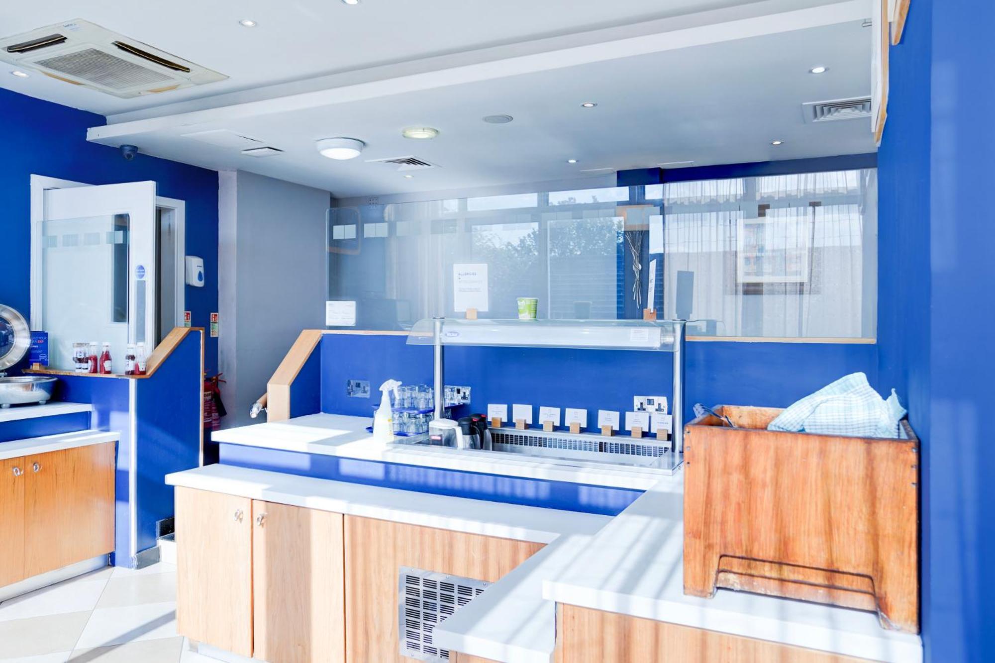Belvilla Crewe City Centre Hotel Lifestyle Екстер'єр фото