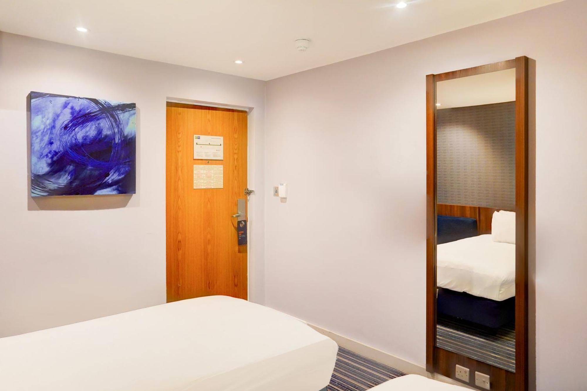 Belvilla Crewe City Centre Hotel Lifestyle Екстер'єр фото